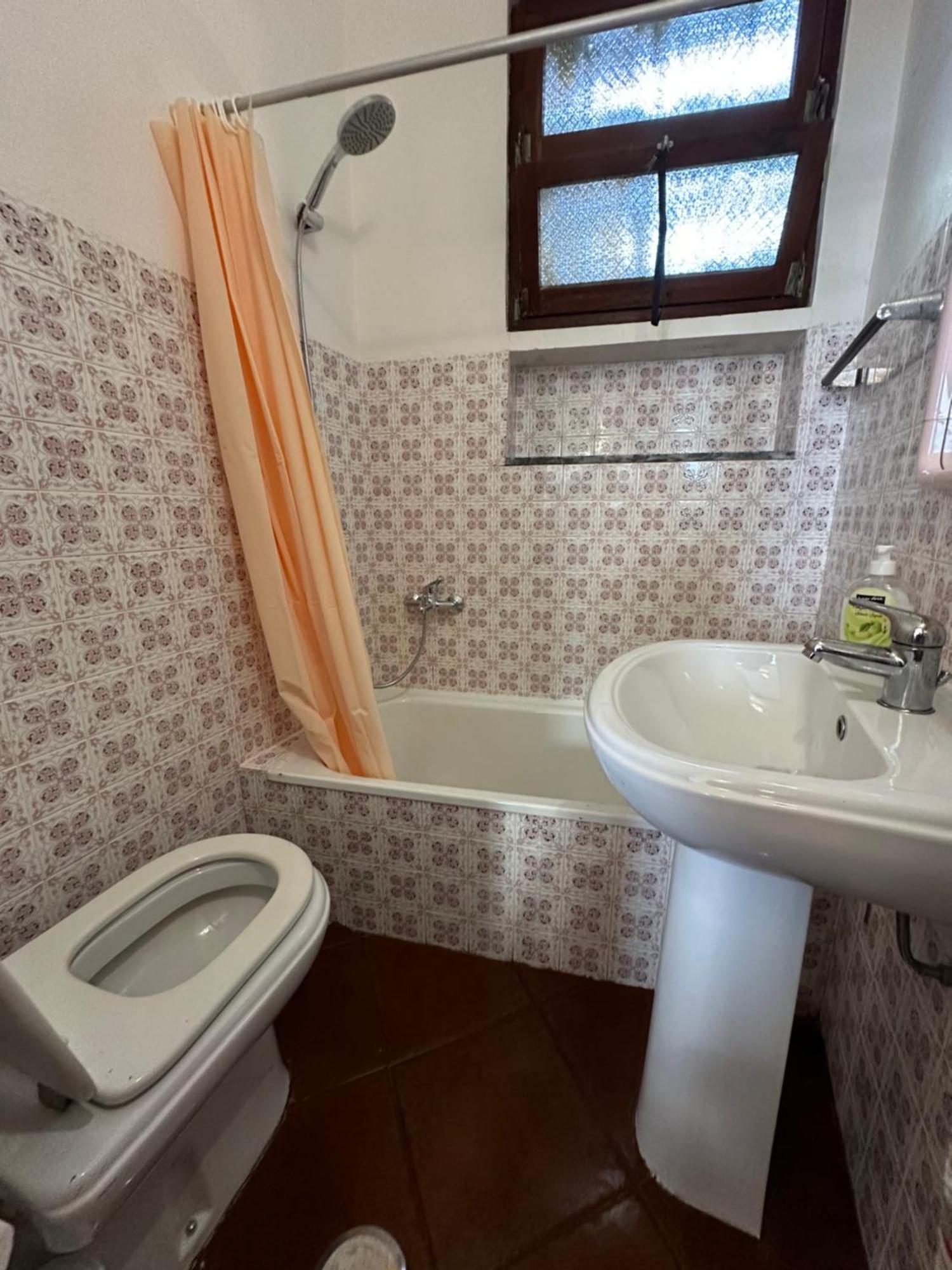 Natalie'S Tiny House- 6 Minutes From The Beach! Odeceixe Exterior photo